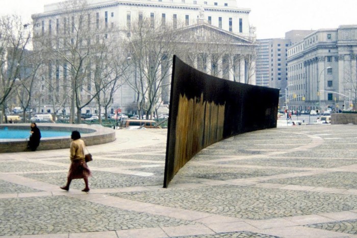 Serra richard guggenheim bilbao sculpture metal choose board steel sculptures les matter time